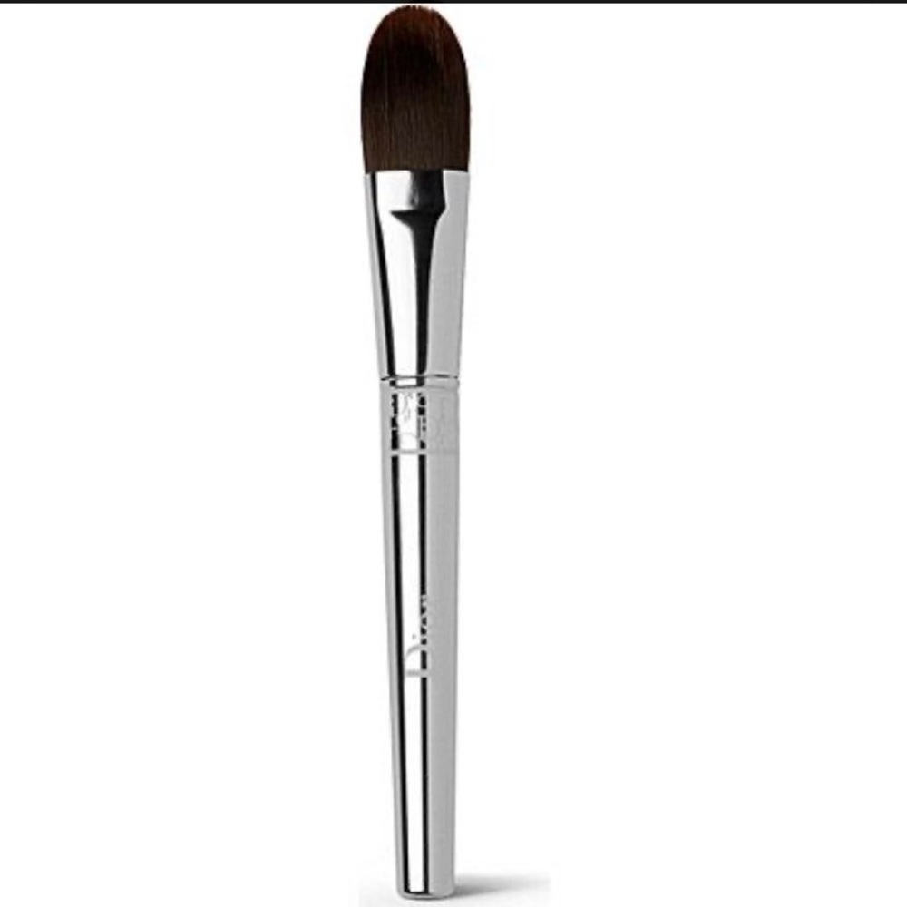 Dior foundation brush